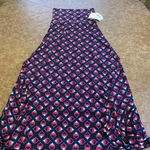 LuLaRoe Maxi Skirt (#4140)